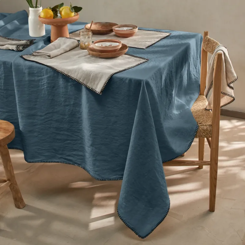 Nappe point de cheval en lin lavé bleu français